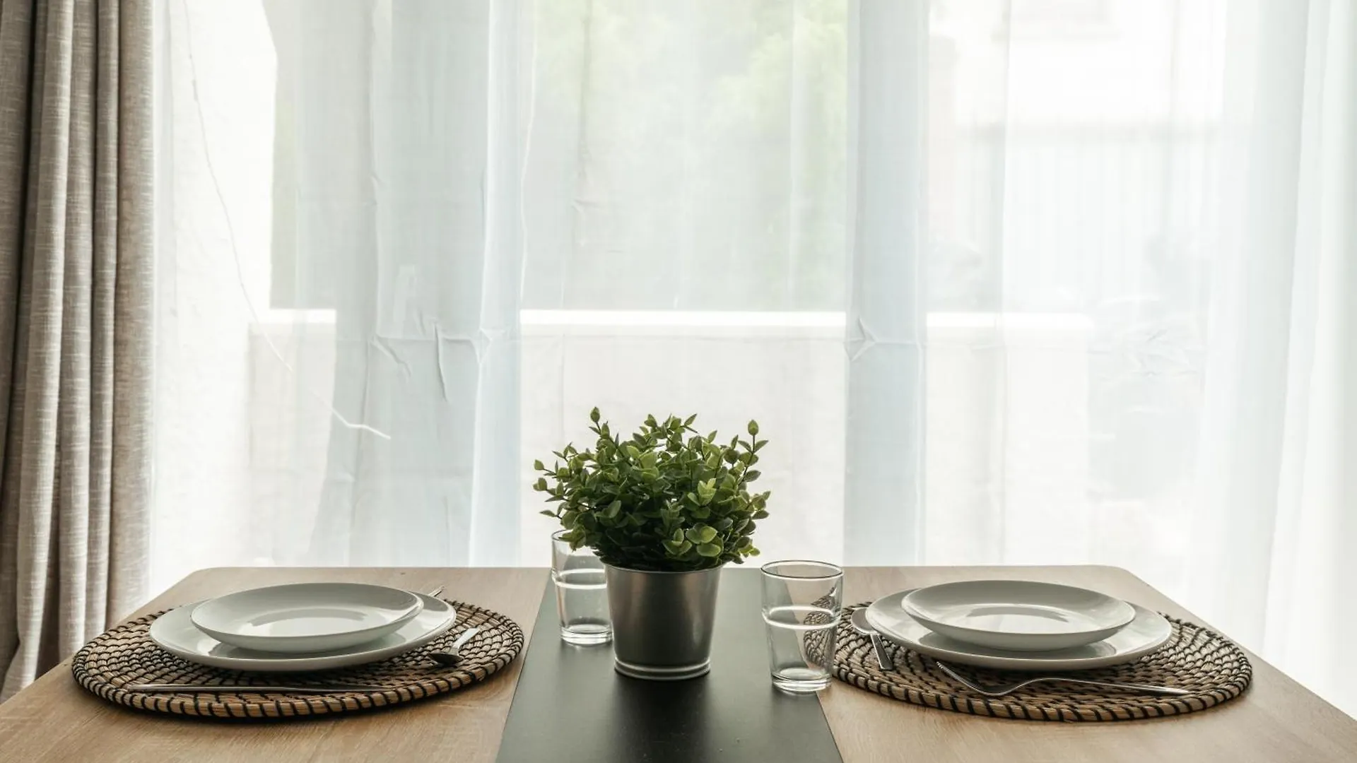 Stunning New Apartments In París Francia