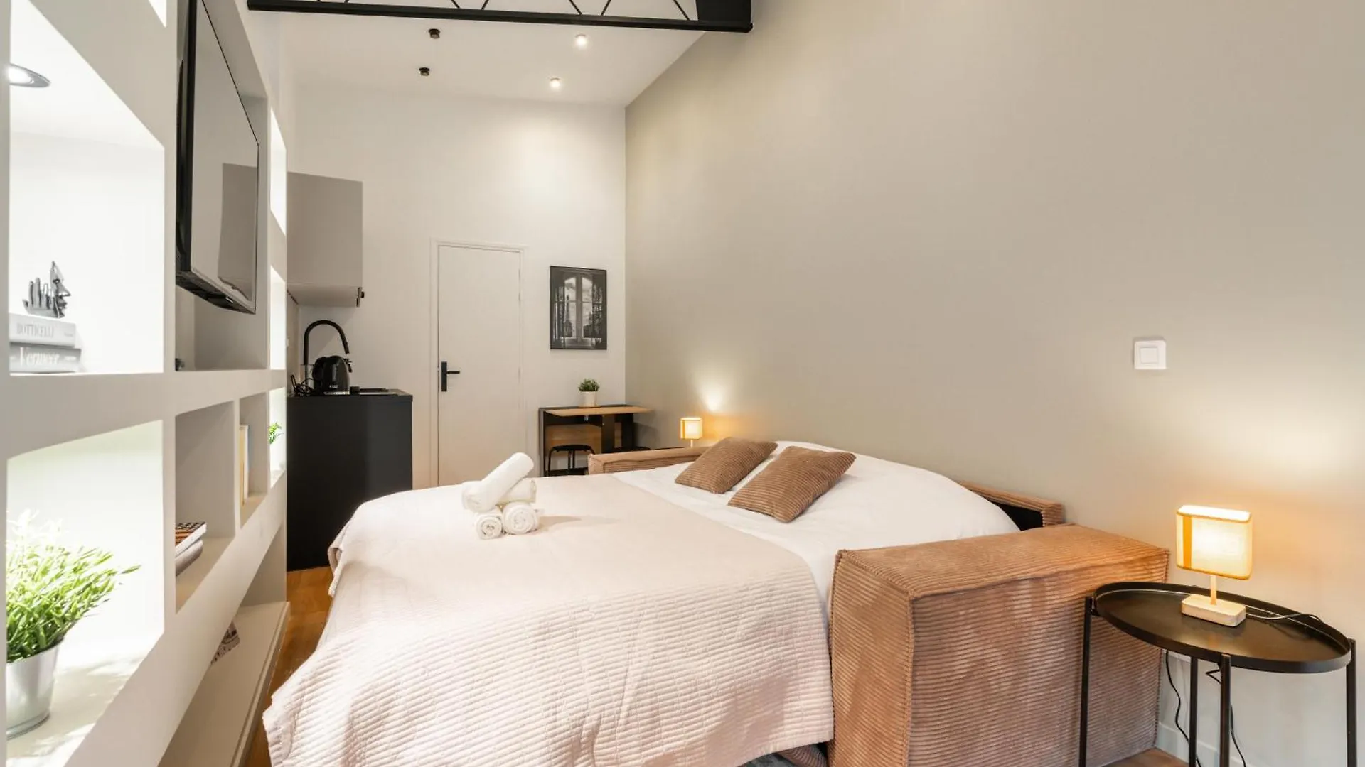 Stunning New Apartments In Paris