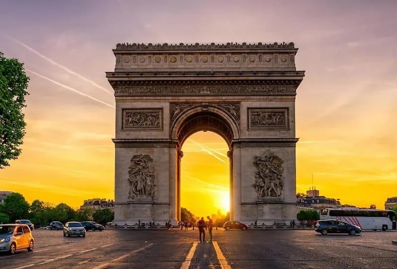 Stunning New Apartments In Paris